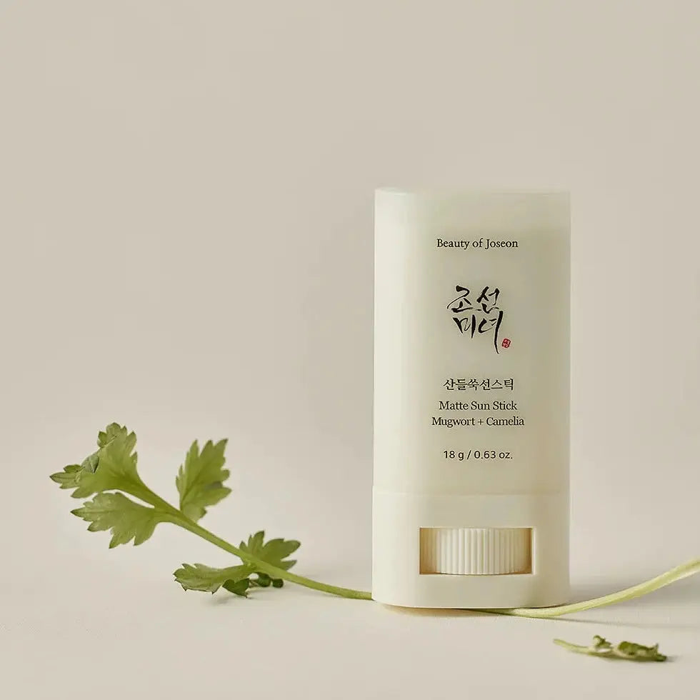 BEAUTY OF JOSEON - Stick solaire matifiant SPF50 Mugwort + Camelia SkinGard