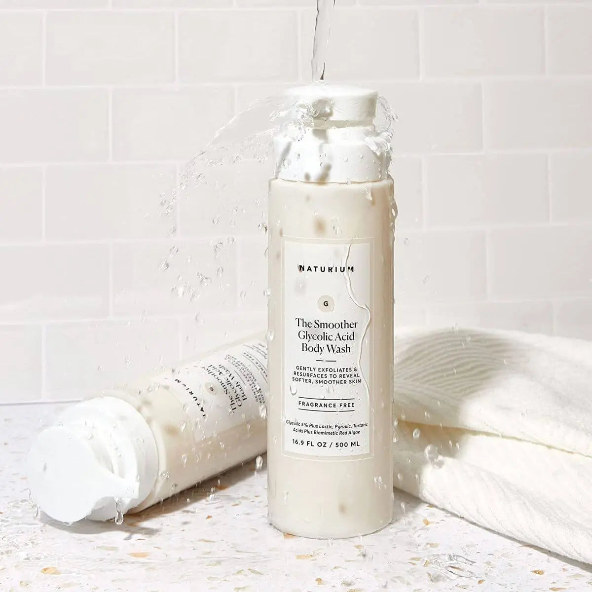 Naturium The Smoother - Gel douche à l'acide glycolique - 500ml SkinGard